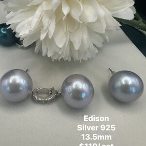 Authentic edison pearls set of earrings and pendant in silver 925 settings